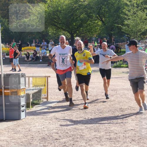 08.09.2024 - Stadtparktriathlon Luisa Fischer http://msf.ph/oto/7034473 08.09.2024 10:55:54 Ziel 194, 206 meine-sportfotos.de