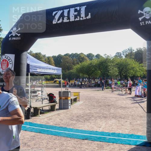 08.09.2024 - Stadtparktriathlon Luisa Fischer http://msf.ph/oto/7034495 08.09.2024 10:55:57 Ziel 194, 206 meine-sportfotos.de
