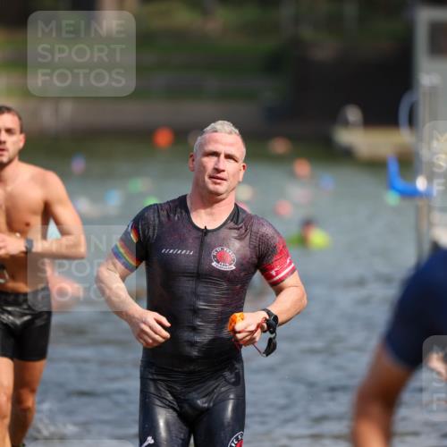 08.09.2024 - Stadtparktriathlon Michael Strokosch http://msf.ph/oto/7034501 08.09.2024 11:53:02 Schwimmen 751, 758, 765, 795, 835 meine-sportfotos.de