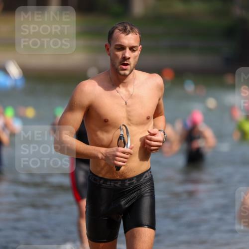 08.09.2024 - Stadtparktriathlon Michael Strokosch http://msf.ph/oto/7034513 08.09.2024 11:53:04 Schwimmen 748, 751, 758, 795, 816, 835 meine-sportfotos.de