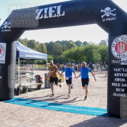 08.09.2024 - Stadtparktriathlon Luisa Fischer http://msf.ph/oto/7034520 08.09.2024 10:56:20 Ziel 196 meine-sportfotos.de