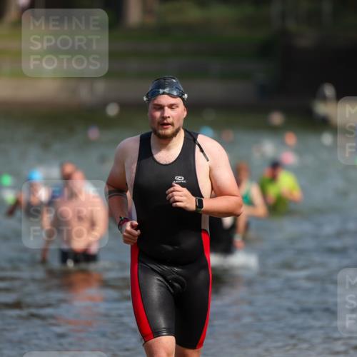 08.09.2024 - Stadtparktriathlon Michael Strokosch http://msf.ph/oto/7034526 08.09.2024 11:53:07 Schwimmen 748, 751, 754, 795, 816, 835, 837 meine-sportfotos.de