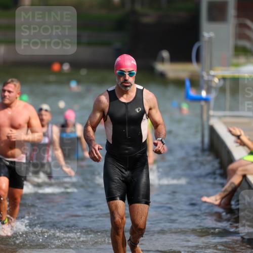 08.09.2024 - Stadtparktriathlon Michael Strokosch http://msf.ph/oto/7034545 08.09.2024 11:53:14 Schwimmen 748, 752, 754, 756, 777, 783, 796, 811, 816, 835, 837 meine-sportfotos.de