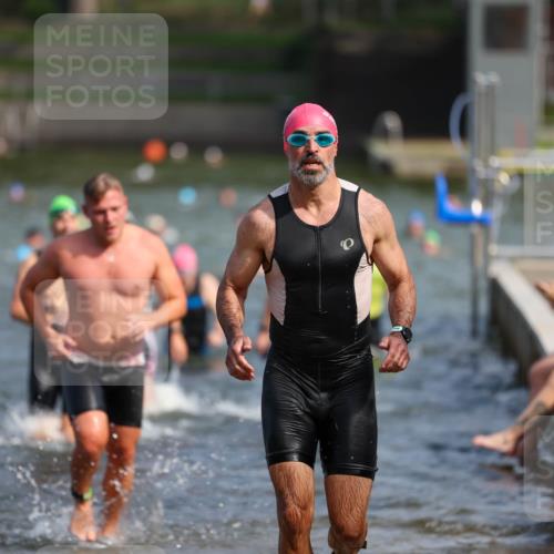 08.09.2024 - Stadtparktriathlon Michael Strokosch http://msf.ph/oto/7034550 08.09.2024 11:53:14 Schwimmen 748, 752, 754, 756, 777, 783, 796, 811, 816, 835, 837 meine-sportfotos.de