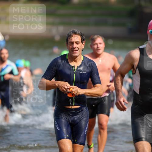 08.09.2024 - Stadtparktriathlon Michael Strokosch http://msf.ph/oto/7034555 08.09.2024 11:53:15 Schwimmen 748, 750, 752, 754, 756, 777, 783, 796, 811, 816, 835, 837 meine-sportfotos.de
