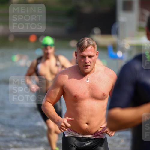 08.09.2024 - Stadtparktriathlon Michael Strokosch http://msf.ph/oto/7034571 08.09.2024 11:53:18 Schwimmen 748, 750, 752, 754, 756, 777, 783, 796, 811, 816, 835, 837, 845 meine-sportfotos.de