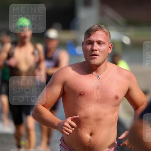 08.09.2024 - Stadtparktriathlon Michael Strokosch http://msf.ph/oto/7034580 08.09.2024 11:53:19 Schwimmen 748, 750, 752, 754, 756, 777, 783, 796, 811, 816, 837, 845 meine-sportfotos.de