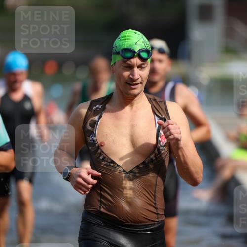 08.09.2024 - Stadtparktriathlon Michael Strokosch http://msf.ph/oto/7034590 08.09.2024 11:53:21 Schwimmen 750, 752, 754, 756, 777, 783, 796, 811, 837, 845 meine-sportfotos.de