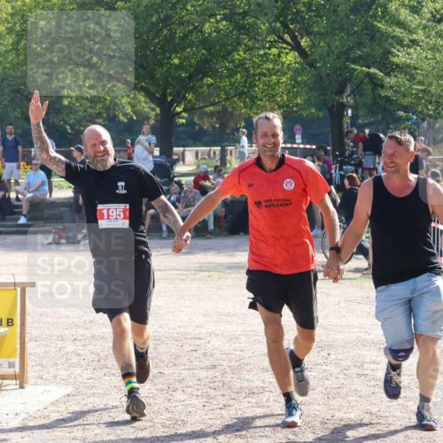 08.09.2024 - Stadtparktriathlon Luisa Fischer http://msf.ph/oto/7034593 08.09.2024 10:58:08 Ziel 195 meine-sportfotos.de