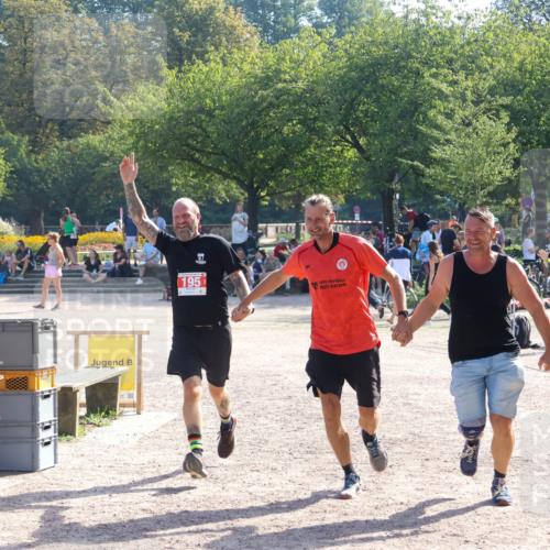 08.09.2024 - Stadtparktriathlon Luisa Fischer http://msf.ph/oto/7034599 08.09.2024 10:58:09 Ziel 195 meine-sportfotos.de
