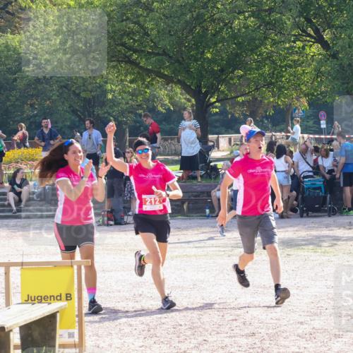 08.09.2024 - Stadtparktriathlon Luisa Fischer http://msf.ph/oto/7034688 08.09.2024 11:00:12 Ziel 212 meine-sportfotos.de