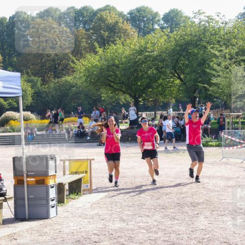 08.09.2024 - Stadtparktriathlon Luisa Fischer http://msf.ph/oto/7034696 08.09.2024 11:00:13 Ziel 212 meine-sportfotos.de