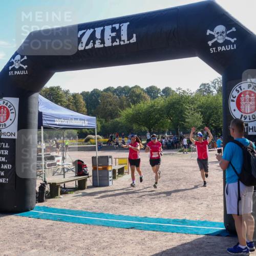 08.09.2024 - Stadtparktriathlon Luisa Fischer http://msf.ph/oto/7034708 08.09.2024 11:00:15 Ziel 182, 212 meine-sportfotos.de