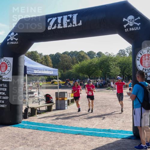 08.09.2024 - Stadtparktriathlon Luisa Fischer http://msf.ph/oto/7034710 08.09.2024 11:00:15 Ziel 182, 212 meine-sportfotos.de