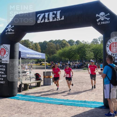 08.09.2024 - Stadtparktriathlon Luisa Fischer http://msf.ph/oto/7034712 08.09.2024 11:00:15 Ziel 182, 212 meine-sportfotos.de