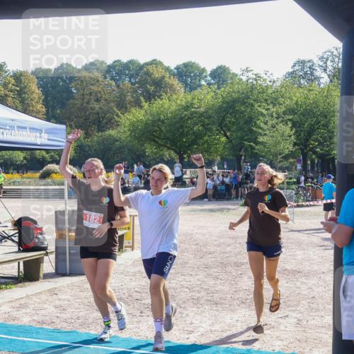 08.09.2024 - Stadtparktriathlon Luisa Fischer http://msf.ph/oto/7034728 08.09.2024 11:00:22 Ziel 182, 212 meine-sportfotos.de