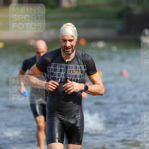 08.09.2024 - Stadtparktriathlon Michael Strokosch http://msf.ph/oto/7034729 08.09.2024 11:53:52 Schwimmen 764, 775, 781, 788, 804, 843 meine-sportfotos.de