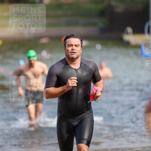 08.09.2024 - Stadtparktriathlon Michael Strokosch http://msf.ph/oto/7034749 08.09.2024 11:53:57 Schwimmen 764, 775, 781, 788 meine-sportfotos.de