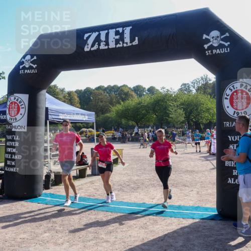 08.09.2024 - Stadtparktriathlon Luisa Fischer http://msf.ph/oto/7034791 08.09.2024 11:01:20 Ziel 214 meine-sportfotos.de