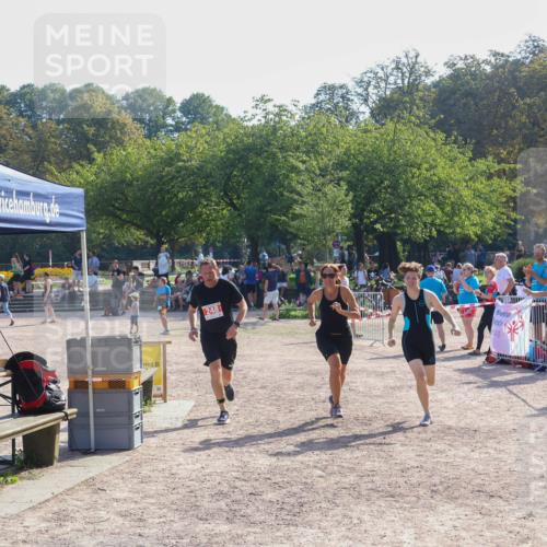 08.09.2024 - Stadtparktriathlon Luisa Fischer http://msf.ph/oto/7034807 08.09.2024 11:01:48 Ziel 248 meine-sportfotos.de