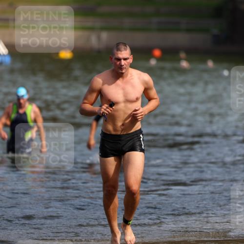 08.09.2024 - Stadtparktriathlon Michael Strokosch http://msf.ph/oto/7034828 08.09.2024 11:54:14 Schwimmen 755, 763, 789, 794, 844 meine-sportfotos.de