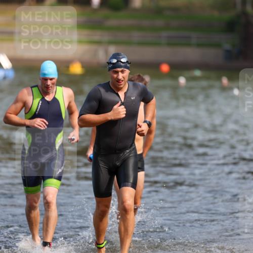 08.09.2024 - Stadtparktriathlon Michael Strokosch http://msf.ph/oto/7034838 08.09.2024 11:54:23 Schwimmen 755, 794, 844 meine-sportfotos.de