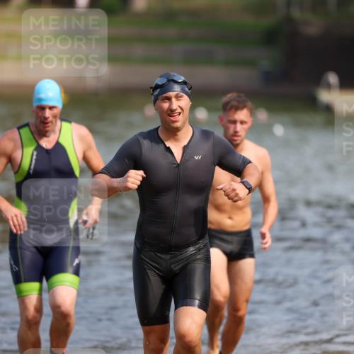 08.09.2024 - Stadtparktriathlon Michael Strokosch http://msf.ph/oto/7034850 08.09.2024 11:54:24 Schwimmen 755, 794, 844 meine-sportfotos.de