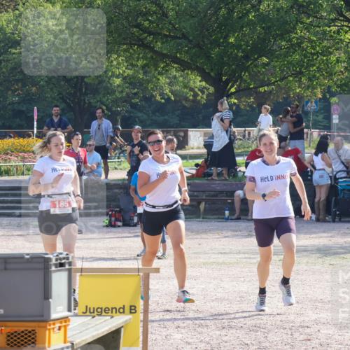 08.09.2024 - Stadtparktriathlon Luisa Fischer http://msf.ph/oto/7034854 08.09.2024 11:02:22 Ziel 186 meine-sportfotos.de