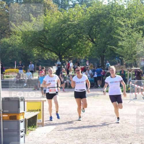 08.09.2024 - Stadtparktriathlon Luisa Fischer http://msf.ph/oto/7034863 08.09.2024 11:02:23 Ziel 186 meine-sportfotos.de