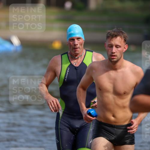 08.09.2024 - Stadtparktriathlon Michael Strokosch http://msf.ph/oto/7034864 08.09.2024 11:54:26 Schwimmen 755, 794, 844 meine-sportfotos.de