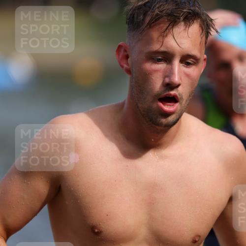 08.09.2024 - Stadtparktriathlon Michael Strokosch http://msf.ph/oto/7034877 08.09.2024 11:54:28 Schwimmen 755, 794, 844 meine-sportfotos.de