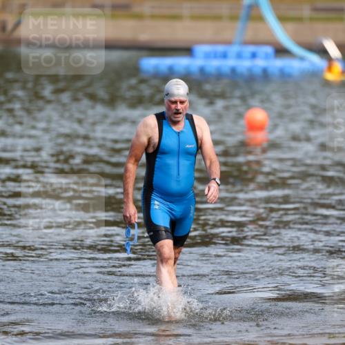 08.09.2024 - Stadtparktriathlon Michael Strokosch http://msf.ph/oto/7034883 08.09.2024 11:55:02 Schwimmen 829 meine-sportfotos.de