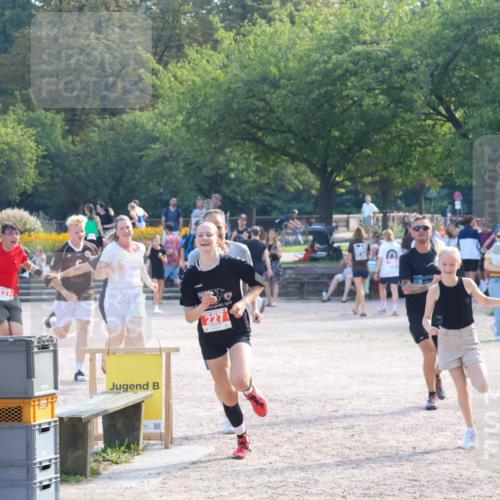 08.09.2024 - Stadtparktriathlon Luisa Fischer http://msf.ph/oto/7034927 08.09.2024 11:04:02 Ziel 227, 237 meine-sportfotos.de