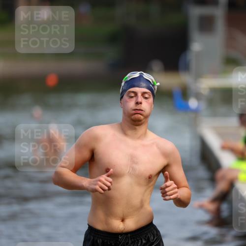 08.09.2024 - Stadtparktriathlon Michael Strokosch http://msf.ph/oto/7034931 08.09.2024 11:55:18 Schwimmen 786 meine-sportfotos.de