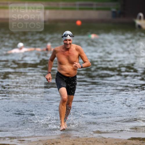 08.09.2024 - Stadtparktriathlon Michael Strokosch http://msf.ph/oto/7034939 08.09.2024 11:55:31 Schwimmen 761 meine-sportfotos.de