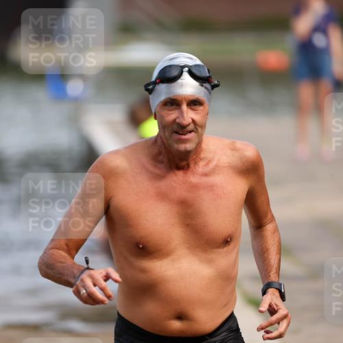 08.09.2024 - Stadtparktriathlon Michael Strokosch http://msf.ph/oto/7034969 08.09.2024 11:55:35 Schwimmen 761 meine-sportfotos.de