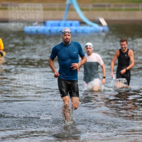08.09.2024 - Stadtparktriathlon Michael Strokosch http://msf.ph/oto/7034972 08.09.2024 11:55:53 Schwimmen 759, 760, 782 meine-sportfotos.de