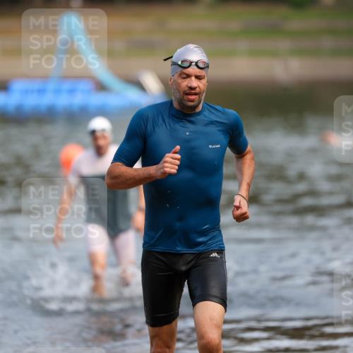 08.09.2024 - Stadtparktriathlon Michael Strokosch http://msf.ph/oto/7034990 08.09.2024 11:55:56 Schwimmen 759, 760, 782 meine-sportfotos.de