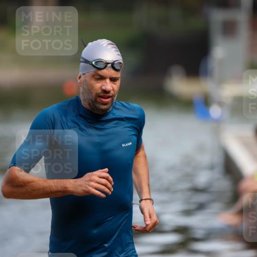 08.09.2024 - Stadtparktriathlon Michael Strokosch http://msf.ph/oto/7034996 08.09.2024 11:55:58 Schwimmen 759, 760, 782 meine-sportfotos.de
