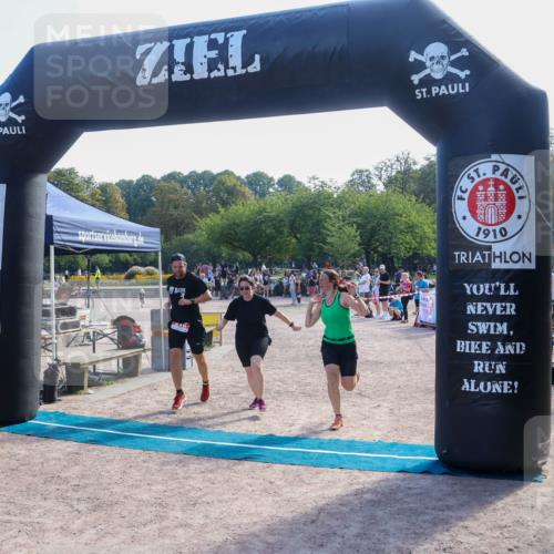 08.09.2024 - Stadtparktriathlon Luisa Fischer http://msf.ph/oto/7035027 08.09.2024 11:05:28 Ziel 218 meine-sportfotos.de