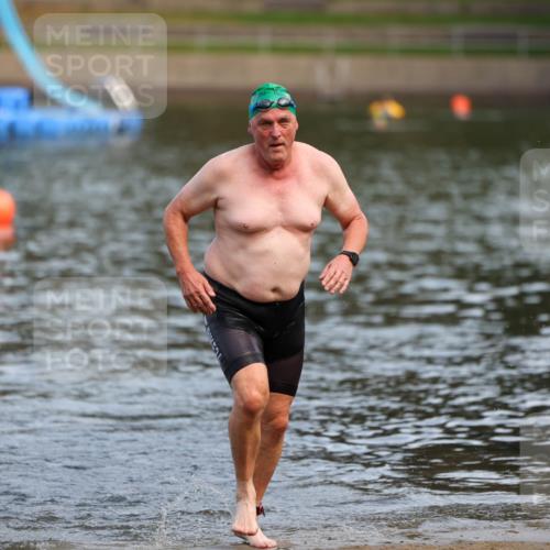08.09.2024 - Stadtparktriathlon Michael Strokosch http://msf.ph/oto/7035038 08.09.2024 11:56:44 Schwimmen 769 meine-sportfotos.de