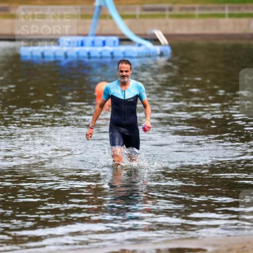 08.09.2024 - Stadtparktriathlon Michael Strokosch http://msf.ph/oto/7035081 08.09.2024 11:59:35 Schwimmen 798 meine-sportfotos.de