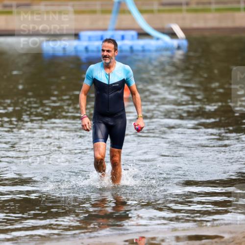 08.09.2024 - Stadtparktriathlon Michael Strokosch http://msf.ph/oto/7035085 08.09.2024 11:59:39 Schwimmen 798 meine-sportfotos.de