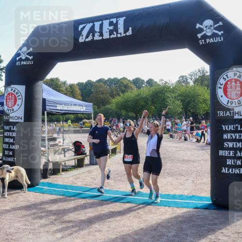 08.09.2024 - Stadtparktriathlon Luisa Fischer http://msf.ph/oto/7035088 08.09.2024 11:07:12 Ziel 183 meine-sportfotos.de