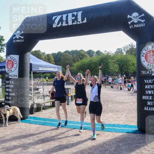 08.09.2024 - Stadtparktriathlon Luisa Fischer http://msf.ph/oto/7035090 08.09.2024 11:07:12 Ziel 183 meine-sportfotos.de