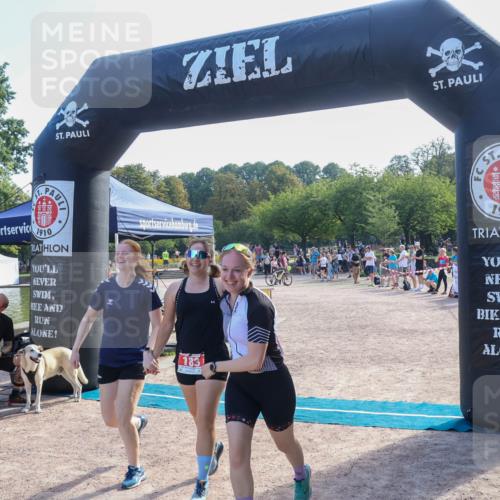 08.09.2024 - Stadtparktriathlon Luisa Fischer http://msf.ph/oto/7035095 08.09.2024 11:07:13 Ziel 183 meine-sportfotos.de
