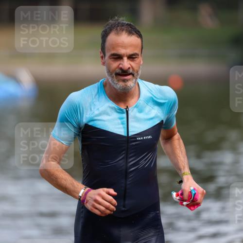 08.09.2024 - Stadtparktriathlon Michael Strokosch http://msf.ph/oto/7035109 08.09.2024 11:59:46 Schwimmen 798 meine-sportfotos.de