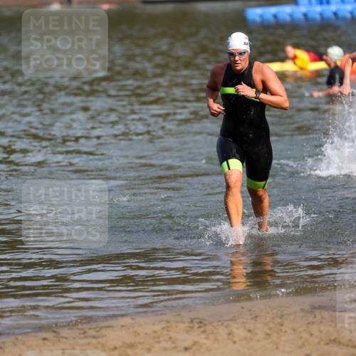 08.09.2024 - Stadtparktriathlon Michael Strokosch http://msf.ph/oto/7035115 08.09.2024 12:09:13 Schwimmen 904, 939 meine-sportfotos.de