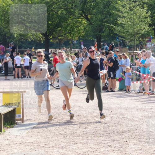 08.09.2024 - Stadtparktriathlon Luisa Fischer http://msf.ph/oto/7035135 08.09.2024 11:09:43 Ziel 190 meine-sportfotos.de