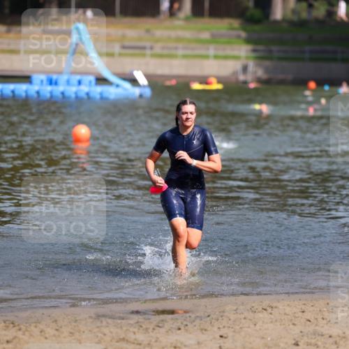 08.09.2024 - Stadtparktriathlon Michael Strokosch http://msf.ph/oto/7035138 08.09.2024 12:11:20 Schwimmen 894 meine-sportfotos.de